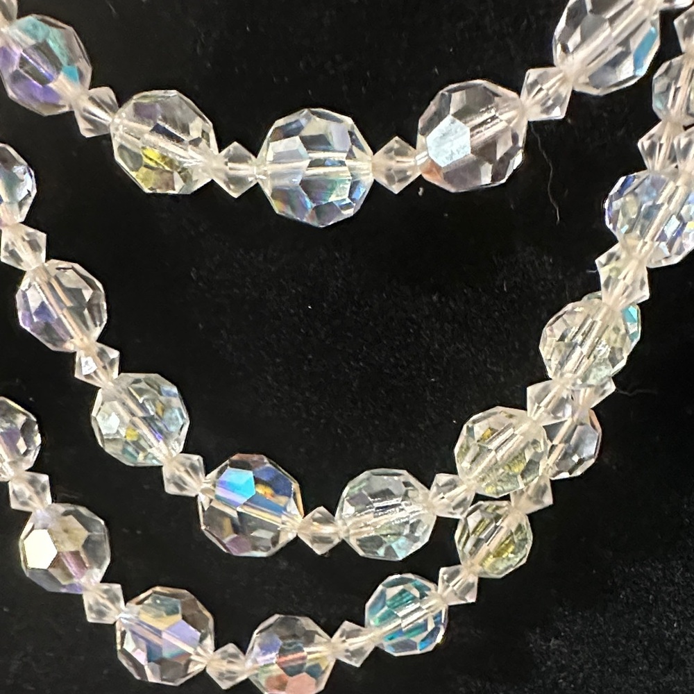 Aurora Borealis 
 Crystal Beaded Jewelry Set - Picture 5 of 5